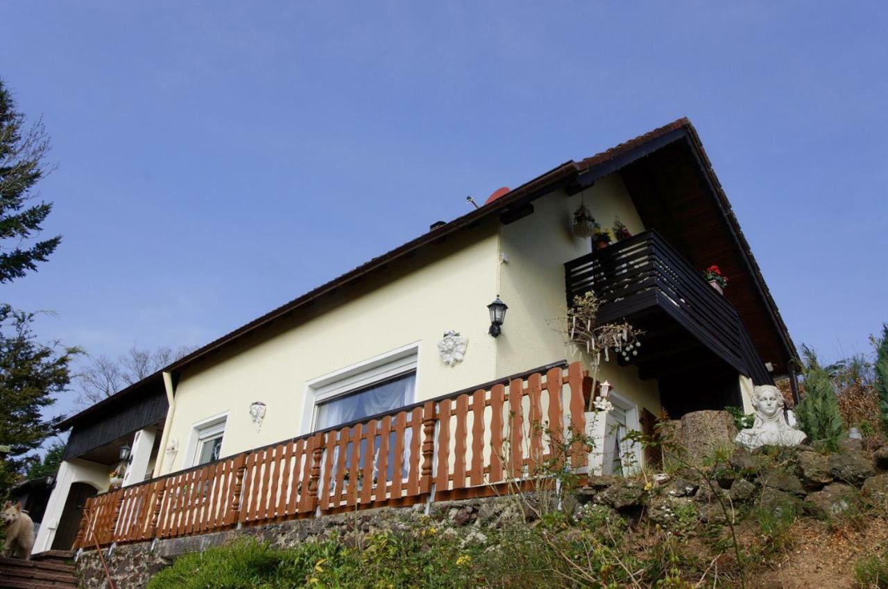 Ferienwohnung Eifelliebe Udler Bagian luar foto